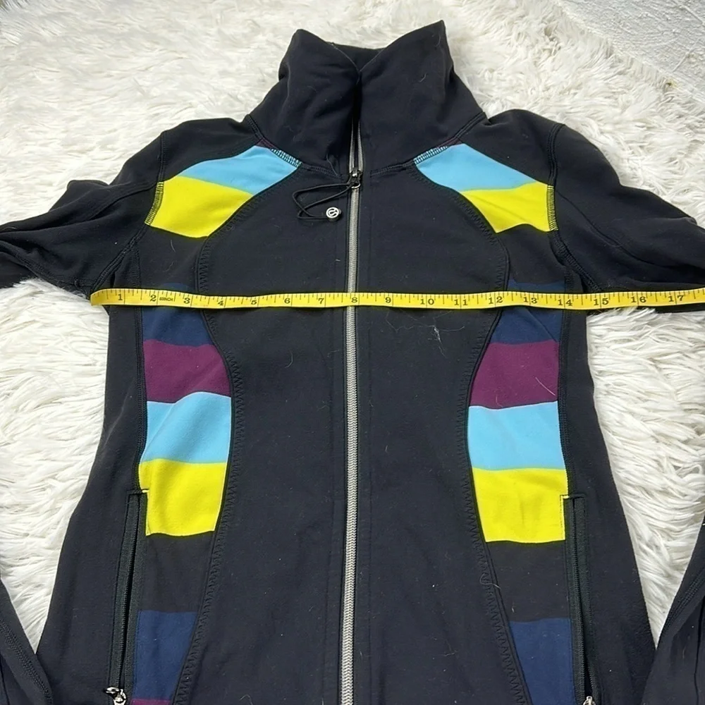 Lululemon Nice Asana Jacket Black / Pow Stripe Split Pea